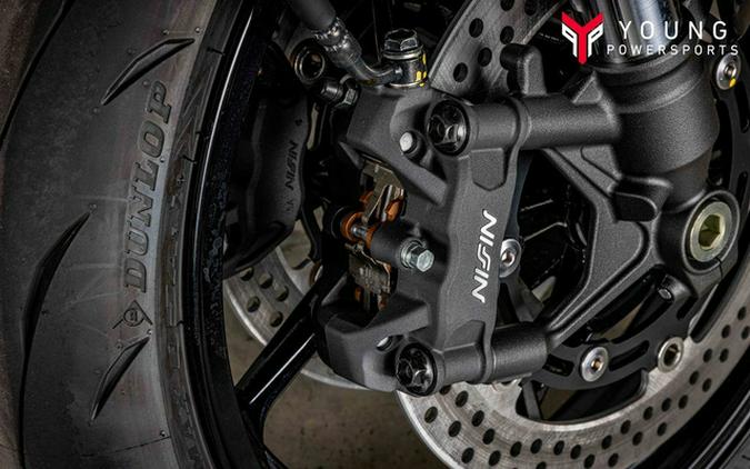 2025 Kawasaki Z900 ABS Metallic Spark Black/Metallic Carbon Gray ABS
