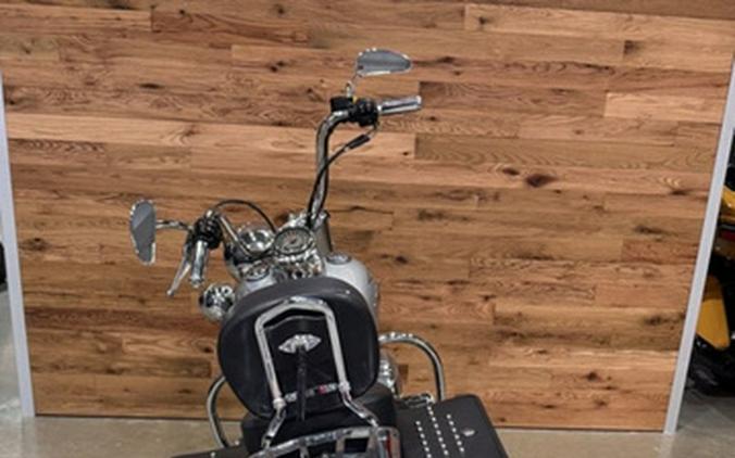 2011 Harley-Davidson Softail FLSTC - Heritage Classic