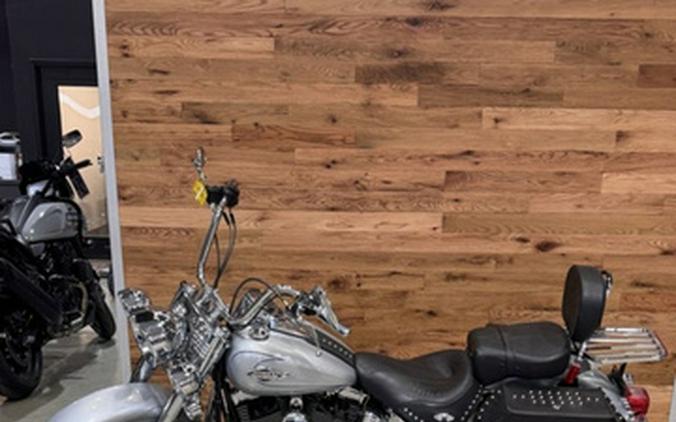 2011 Harley-Davidson Softail FLSTC - Heritage Classic