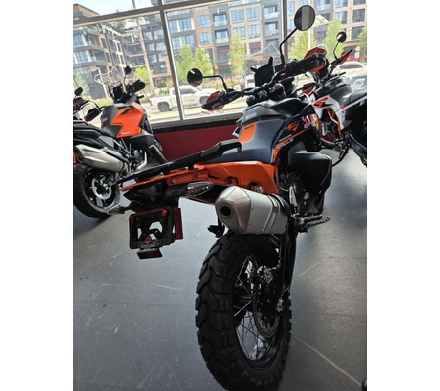 2027 KTM Adventure 890 R Rally