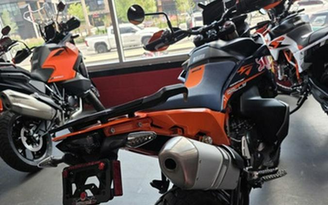 2027 KTM Adventure 890 R Rally