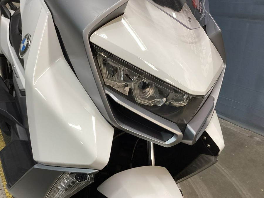 2023 BMW C 400 GT Alpine White