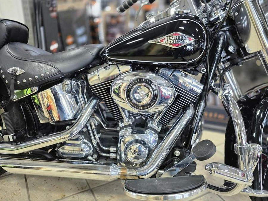 2015 Harley-Davidson® FLSTC - Heritage Softail® Classic