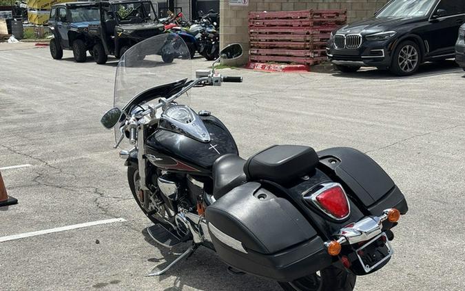 2017 Suzuki Boulevard C90T Glass Sparkle Black