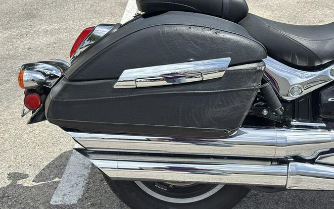 2017 Suzuki Boulevard C90T Glass Sparkle Black