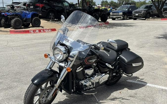 2017 Suzuki Boulevard C90T Glass Sparkle Black