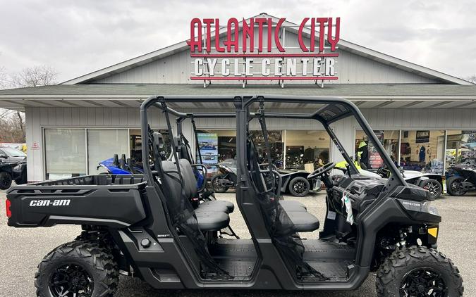 2023 Can-Am® Defender MAX DPS HD9 Timeless Black