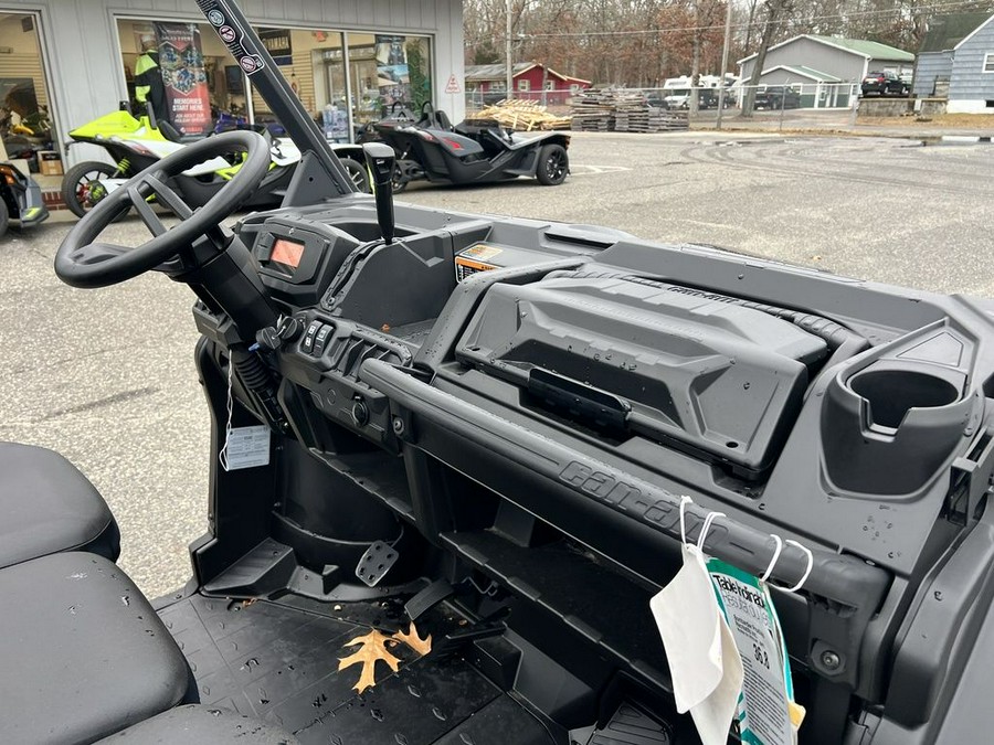 2023 Can-Am® Defender MAX DPS HD9 Timeless Black