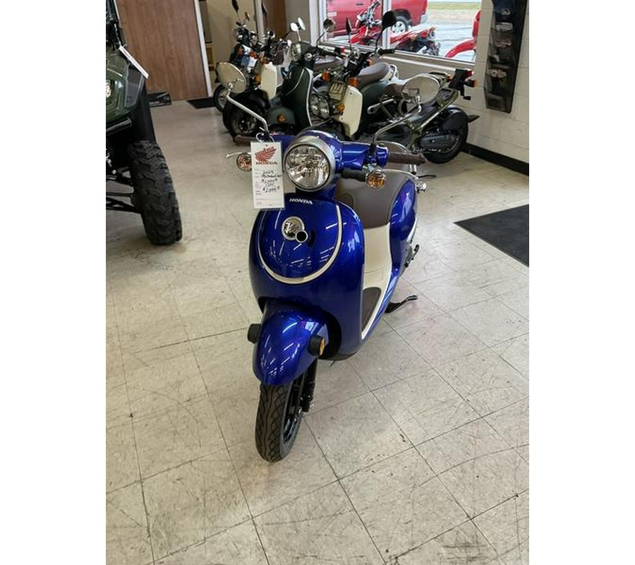 2023 Honda® Metropolitan