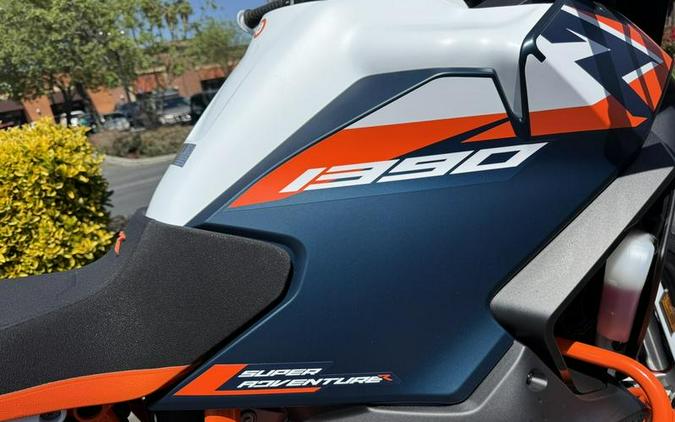 2026 KTM 1390 Super Adventure R