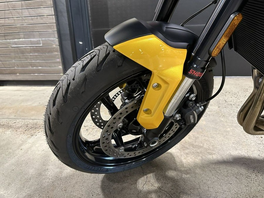 2025 Triumph Trident 660 Cosmic Yellow/Sapphire Black