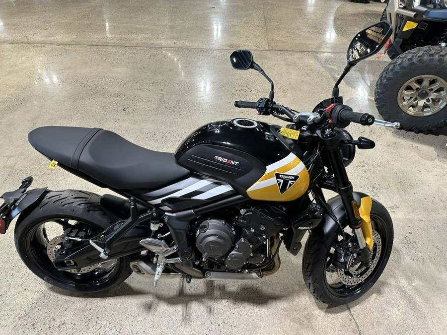 2025 Triumph Trident 660 Cosmic Yellow/Sapphire Black