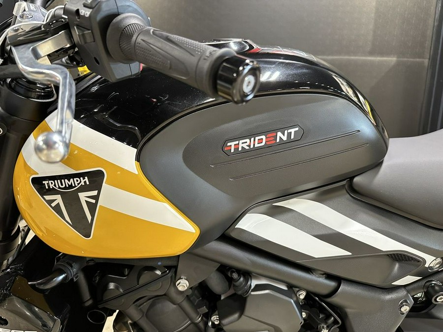 2025 Triumph Trident 660 Cosmic Yellow/Sapphire Black