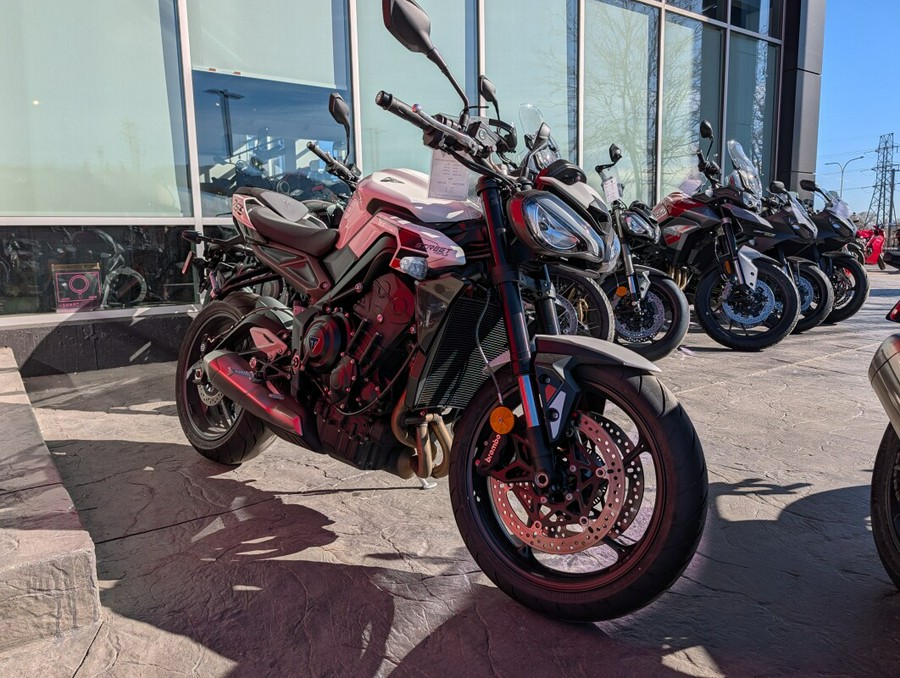 2025 Triumph Street Triple 765 R