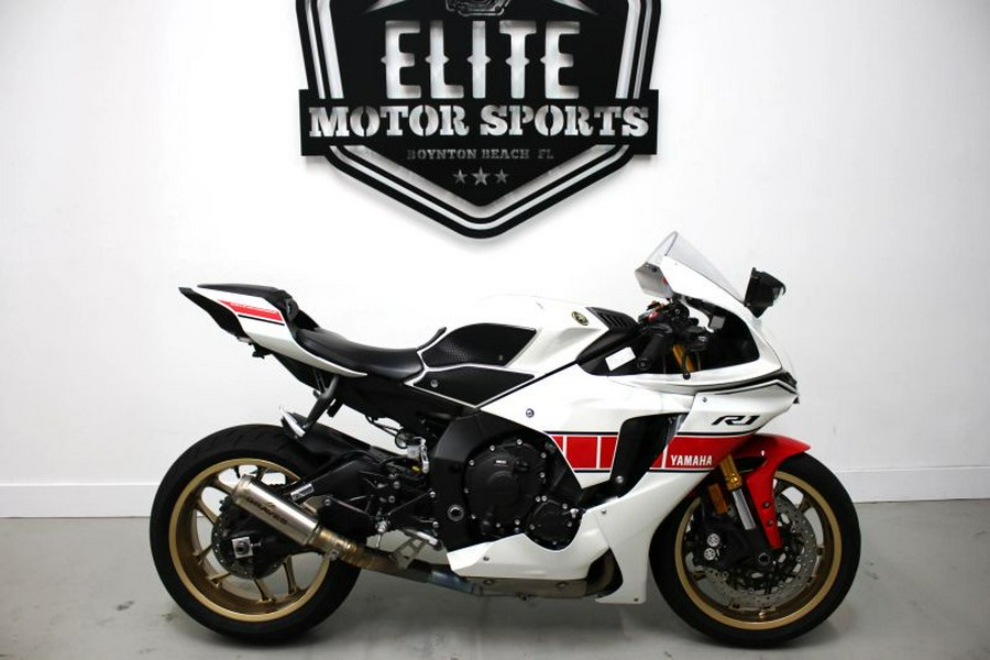 2022 Yamaha R1 World GP 60th Anniversary YZF-R1
