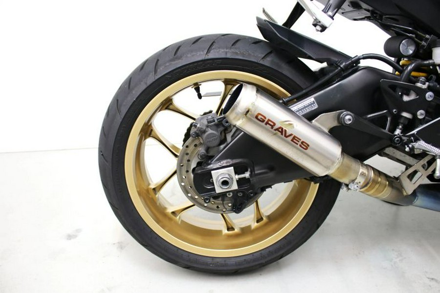 2022 Yamaha R1 World GP 60th Anniversary YZF-R1
