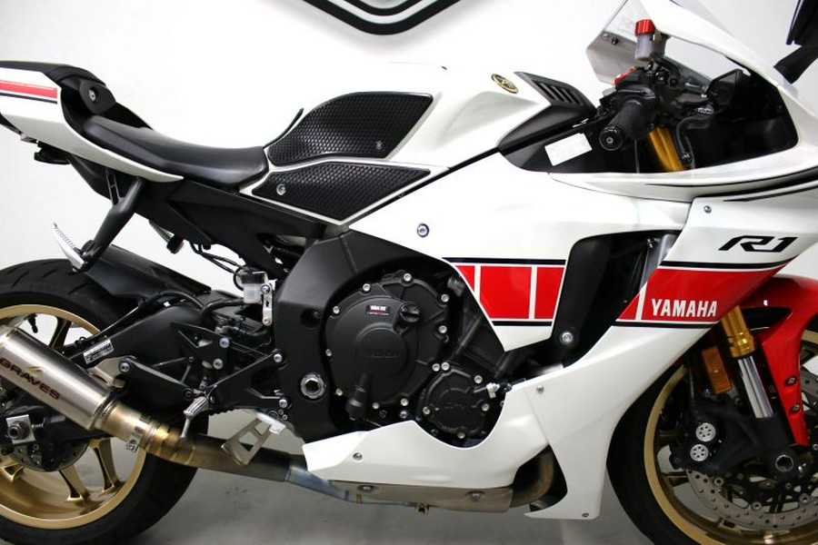 2022 Yamaha R1 World GP 60th Anniversary YZF-R1
