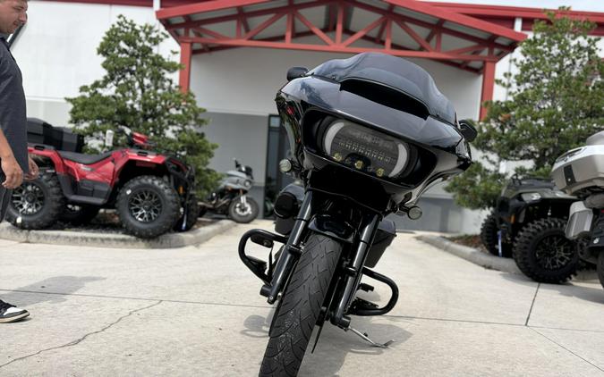 2023 HARLEY ROAD GLIDE ST WITH AIR RIDE