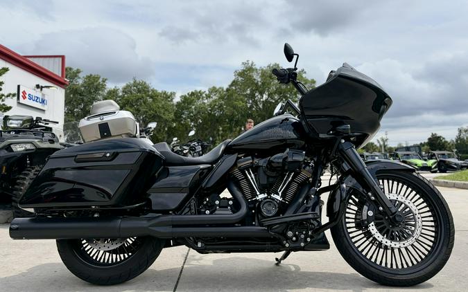 2023 HARLEY ROAD GLIDE ST WITH AIR RIDE