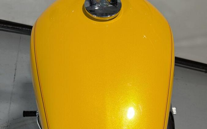 2005 Harley-Davidson® Sportster® 883 Custom Yellow Pearl