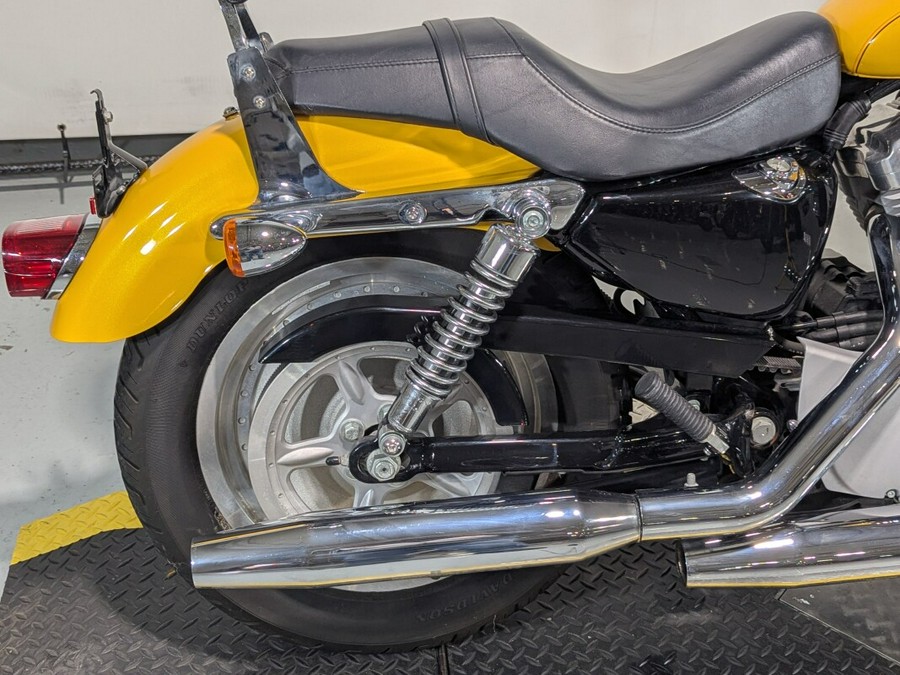 2005 Harley-Davidson® Sportster® 883 Custom Yellow Pearl