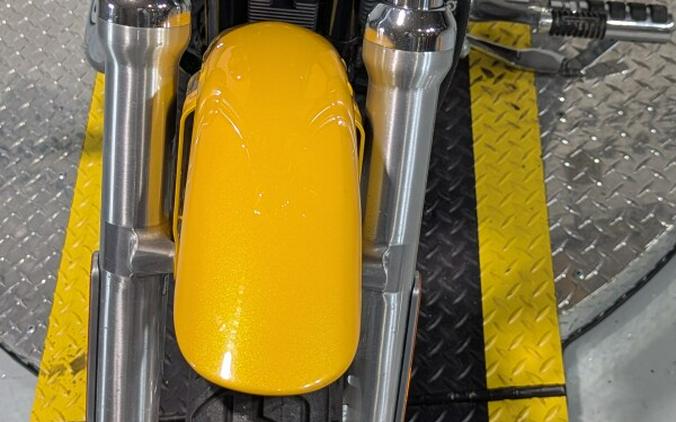 2005 Harley-Davidson® Sportster® 883 Custom Yellow Pearl