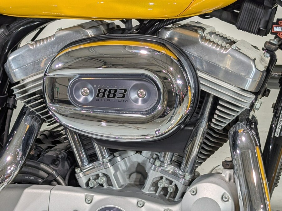 2005 Harley-Davidson® Sportster® 883 Custom Yellow Pearl