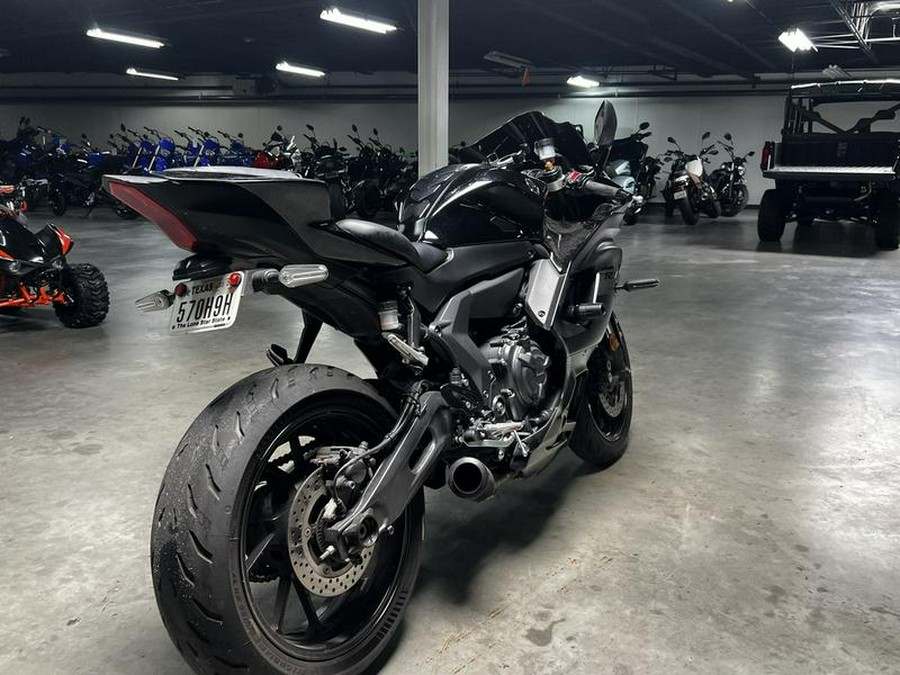 2025 Yamaha YZF-R7