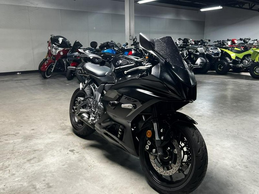 2025 Yamaha YZF-R7