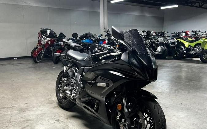2025 Yamaha YZF-R7