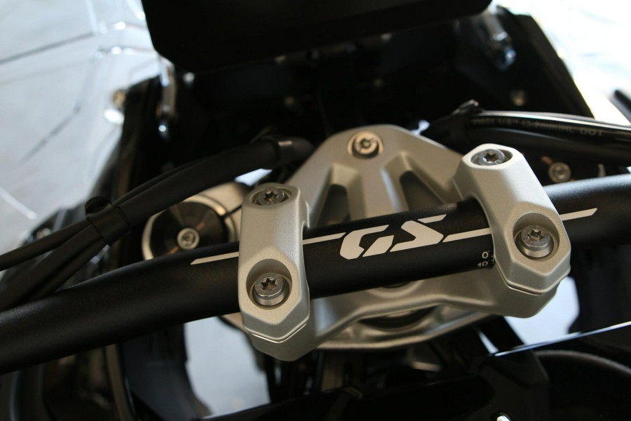 2026 BMW Motorrad R 1300 GS Adventure