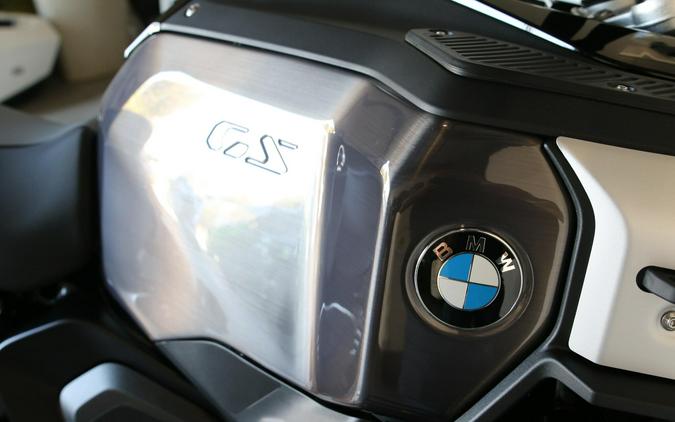 2026 BMW Motorrad R 1300 GS Adventure