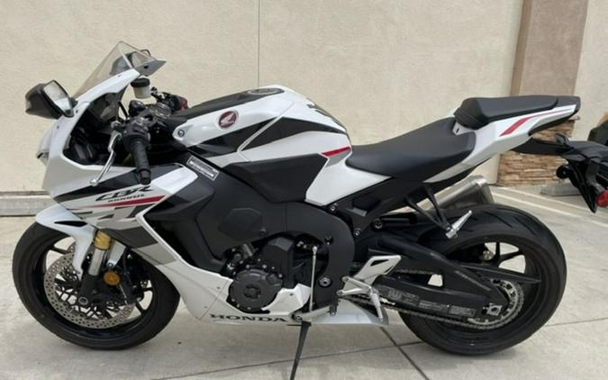 2026 Honda® CBR1000RR ABS