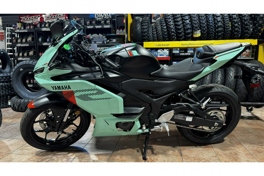 2026 YZF-R3 - Yamaha