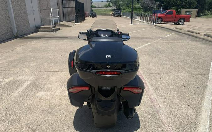 2025 Can-Am Spyder F3 Limited Dark Wheels