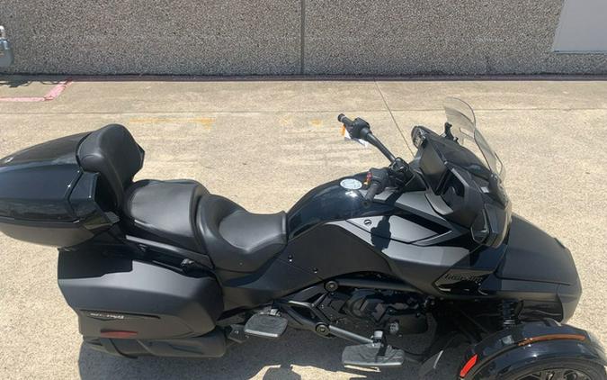 2025 Can-Am Spyder F3 Limited Dark Wheels