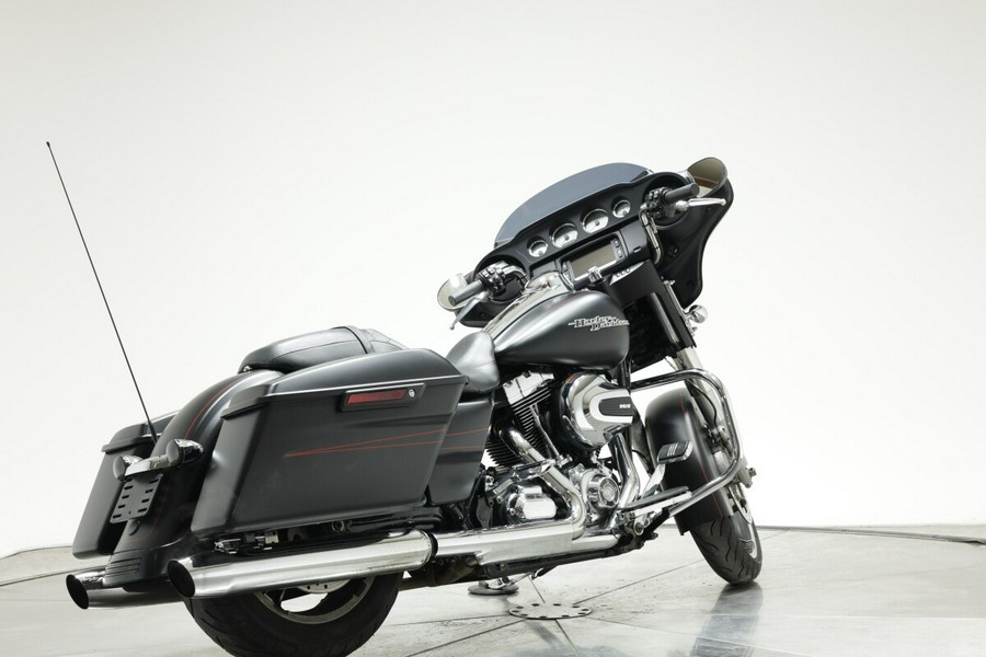2015 Harley-Davidson Street Glide Special