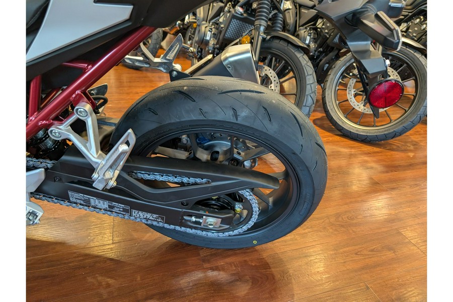 2025 Honda CB750 Hornet