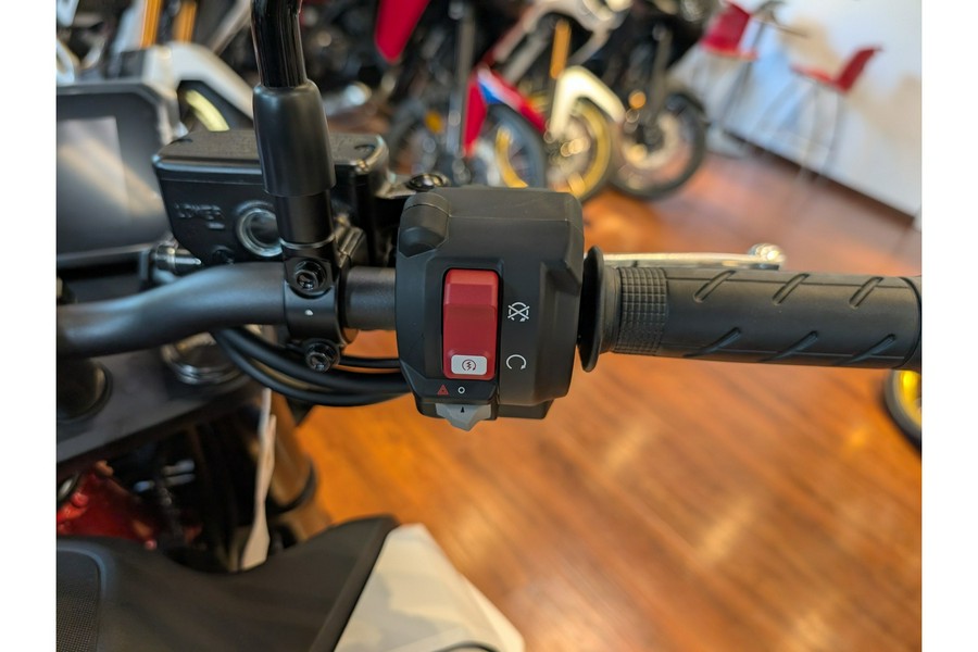 2025 Honda CB750 Hornet