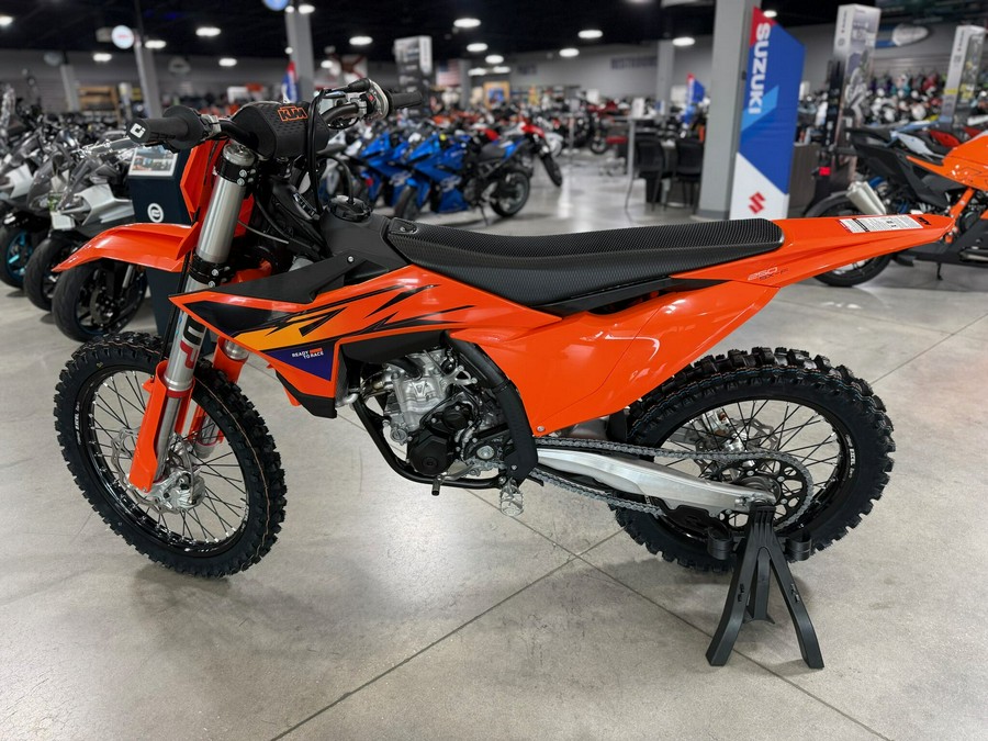 2026 KTM SX-F