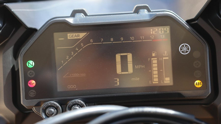 2026 YAMAHA YZFR3 ABS