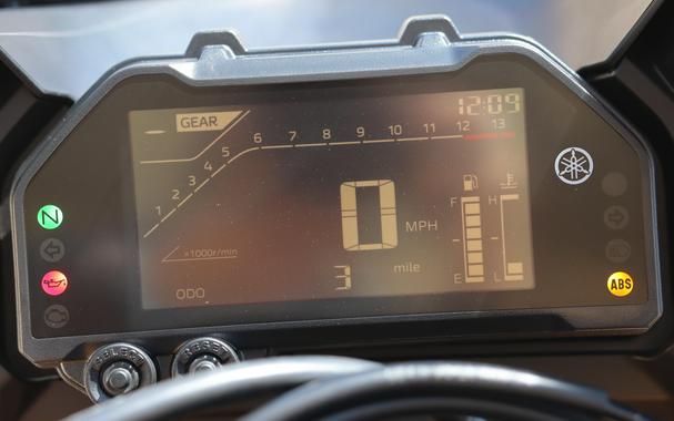 2026 YAMAHA YZFR3 ABS