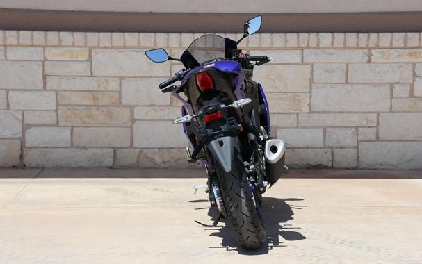 2026 YAMAHA YZFR3 ABS