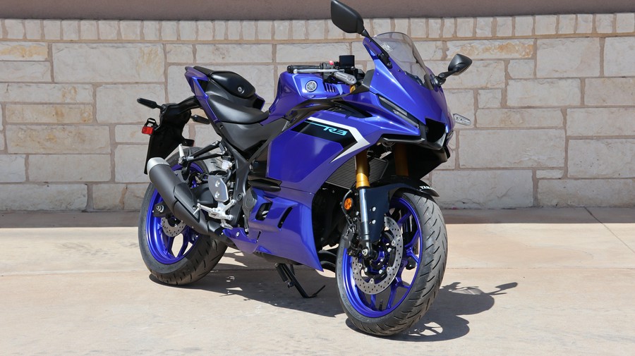 2026 YAMAHA YZFR3 ABS