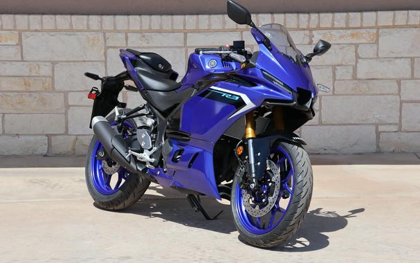 2026 YAMAHA YZFR3 ABS