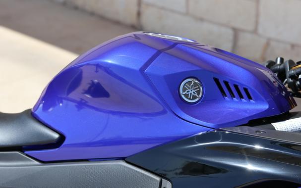 2026 YAMAHA YZFR3 ABS