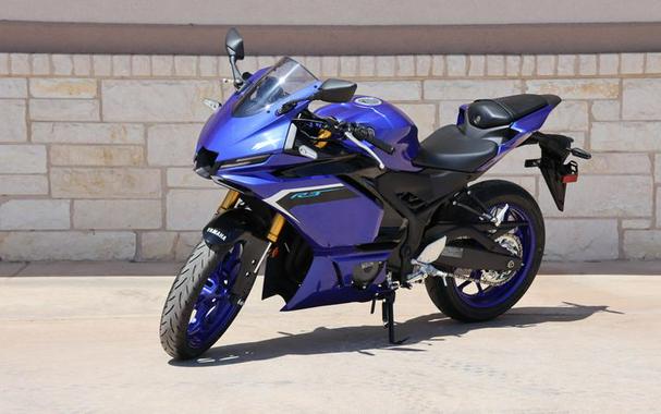 New 2026 YAMAHA YZFR3 ABS