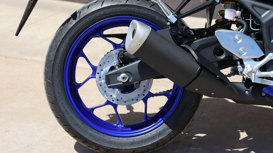 2026 YAMAHA YZFR3 ABS