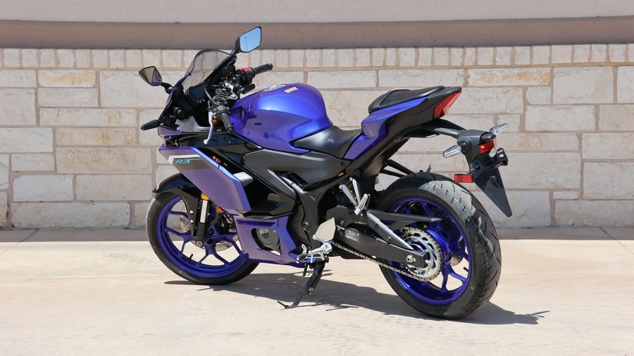 2026 YAMAHA YZFR3 ABS