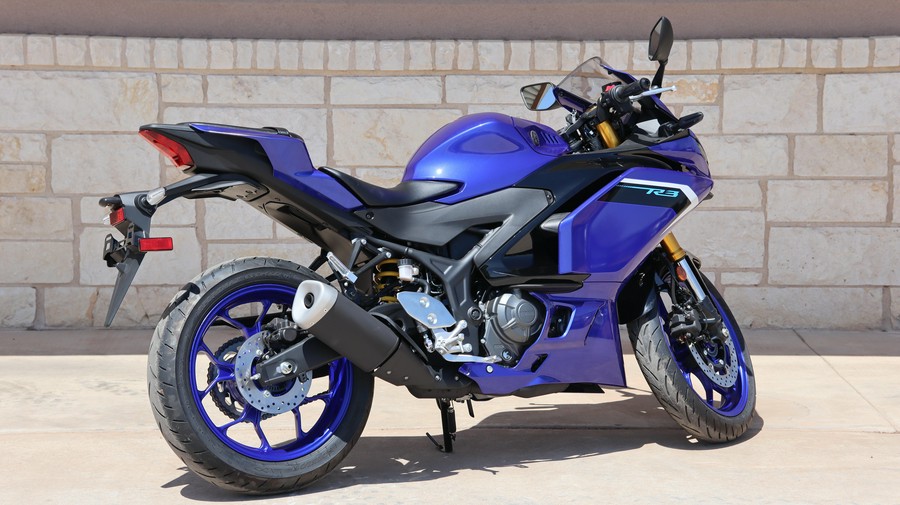 2026 YAMAHA YZFR3 ABS